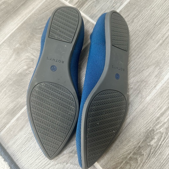 Rothys 8.5W . In perfect condition. - Picture 5 of 6